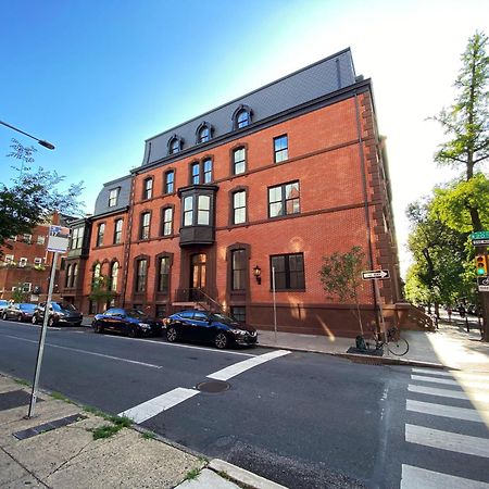 Stay Rafa At 2000 Spruce Philadelphia Exterior photo