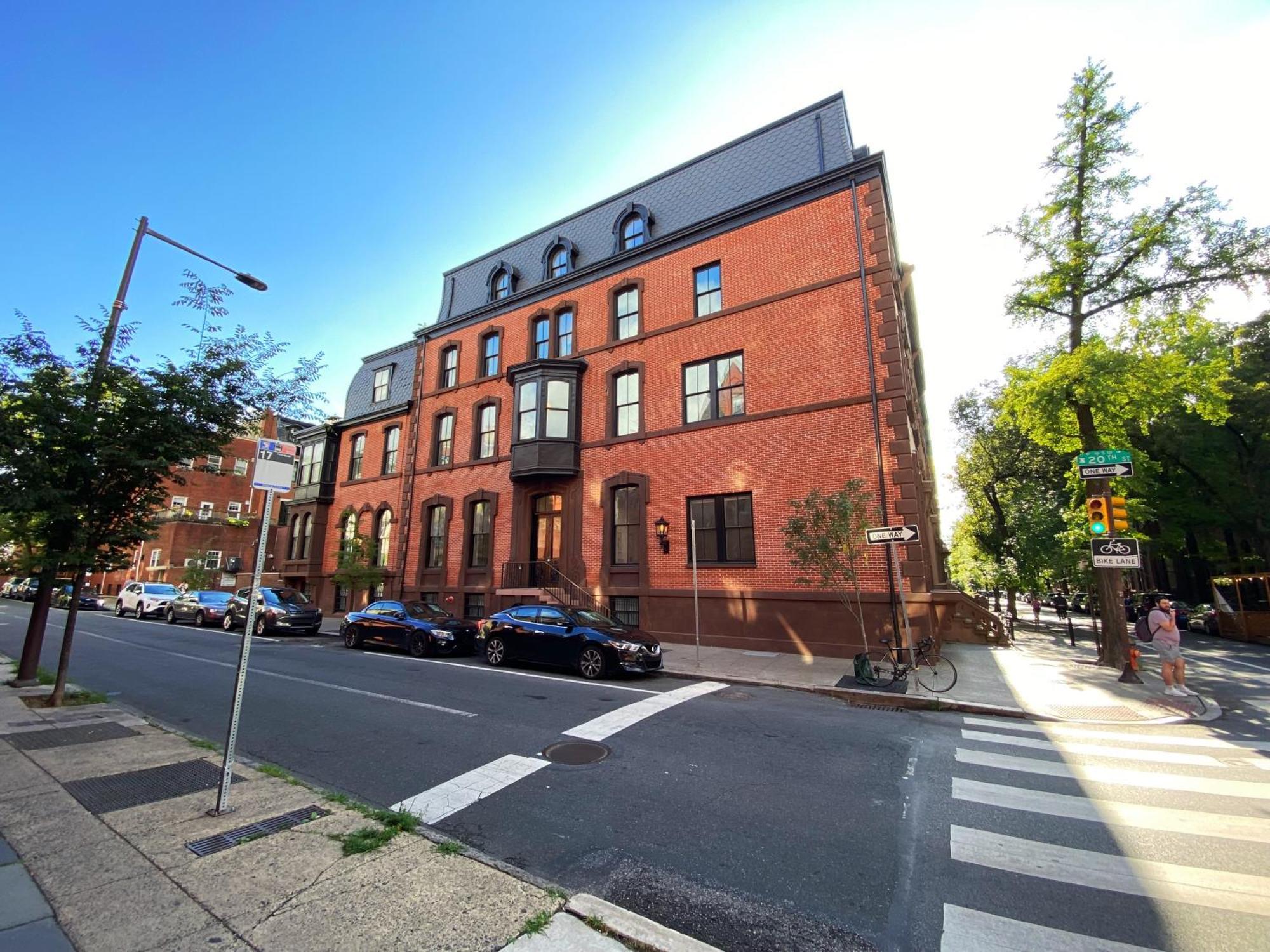 Stay Rafa At 2000 Spruce Philadelphia Exterior photo